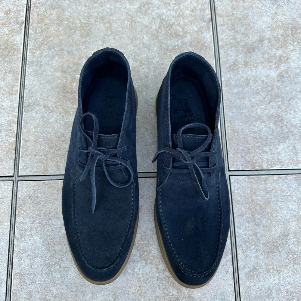 Brunello Cucinelli Navy Suede Chukka Boots with Tan Sole